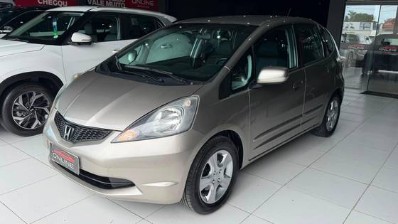 HONDA FIT 1.4 LX 16V FLEX 4P MANUAL HONDA FIT 1.4 LX 16V FLEX 4P MANUAL